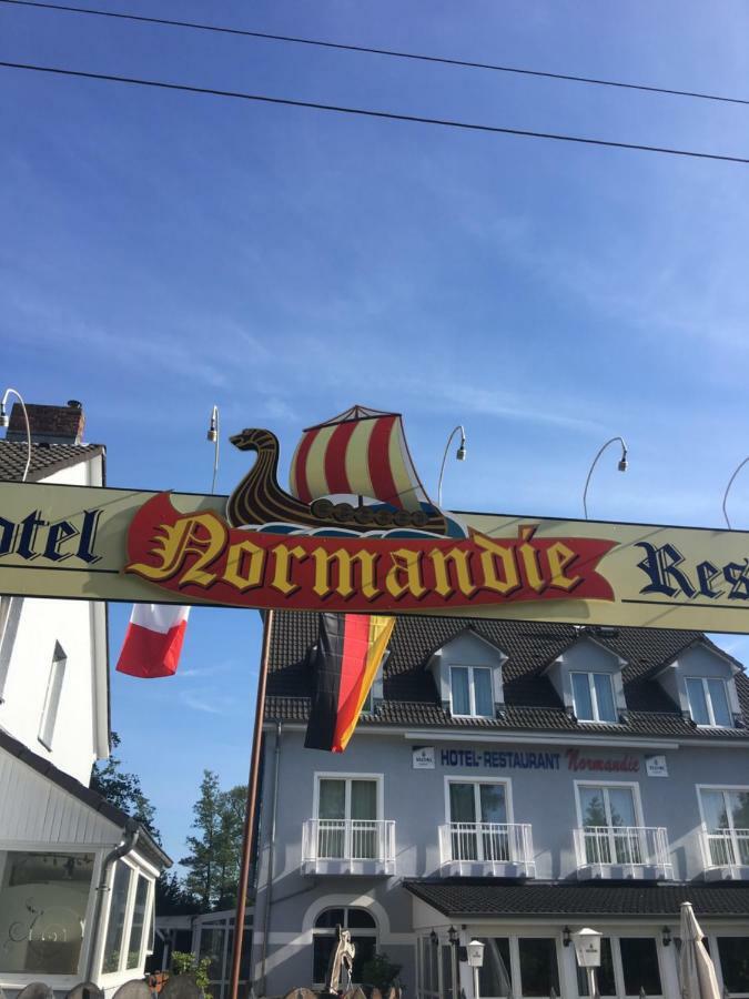 Hotel Restaurant Normandie Schildow Exteriör bild